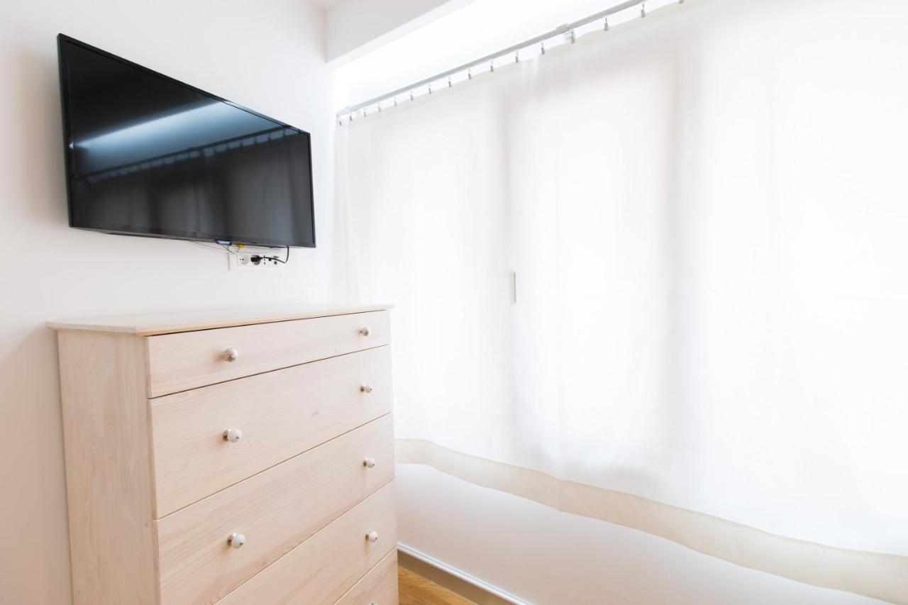 Seaview Apartments Baska Екстер'єр фото