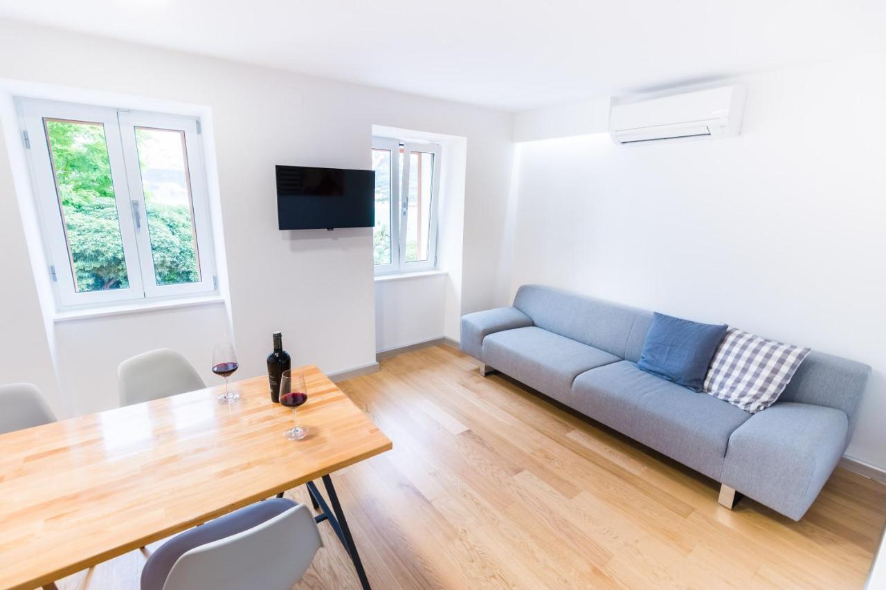 Seaview Apartments Baska Екстер'єр фото