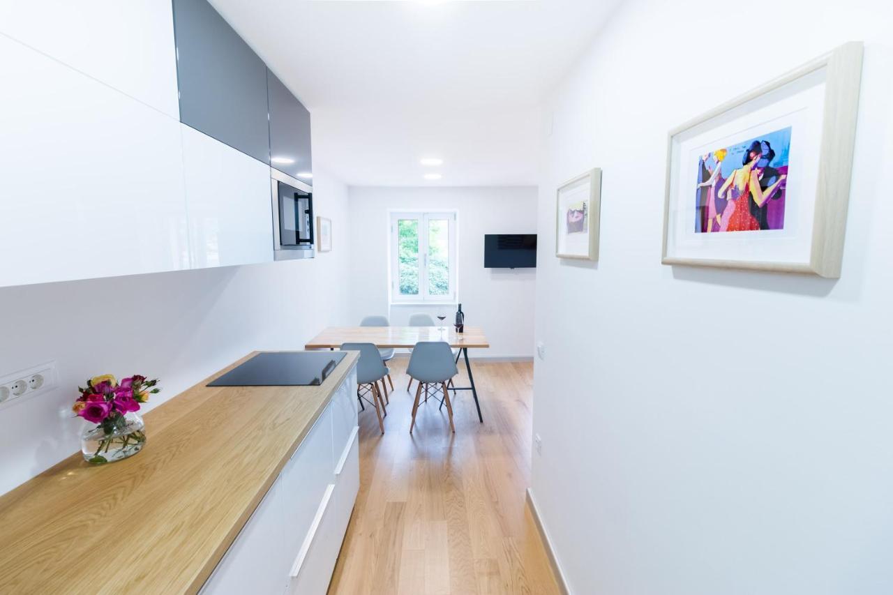 Seaview Apartments Baska Екстер'єр фото