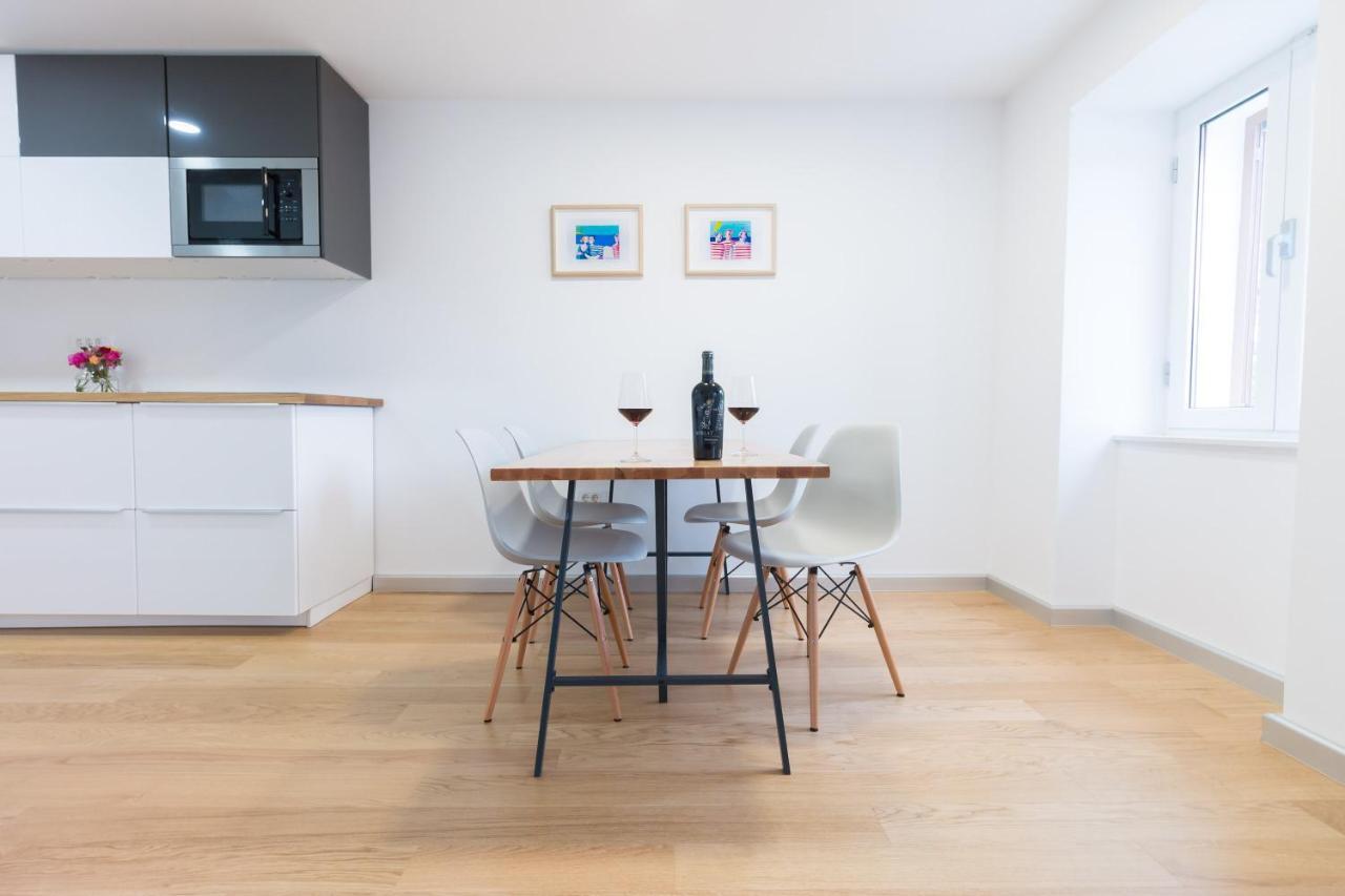 Seaview Apartments Baska Екстер'єр фото